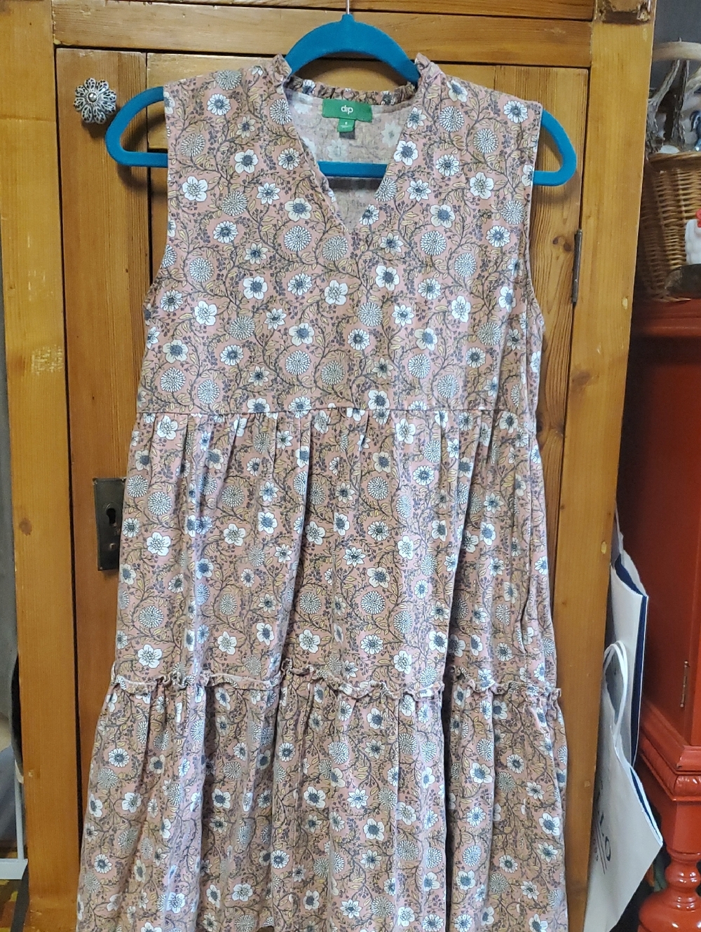 dip Floral Tiered Sleeveless Linen Dress in Dusty Pink and White Size Small